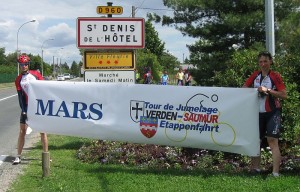 IMG_1026hp Pause in St. Dennis en l'Hotel, einem Mars Standort in Frankreich